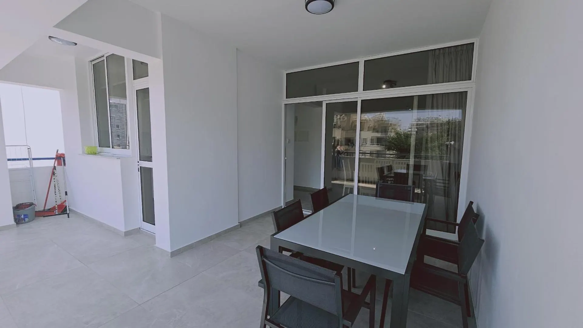 Stay Local Apartment Larnaca Cyprus