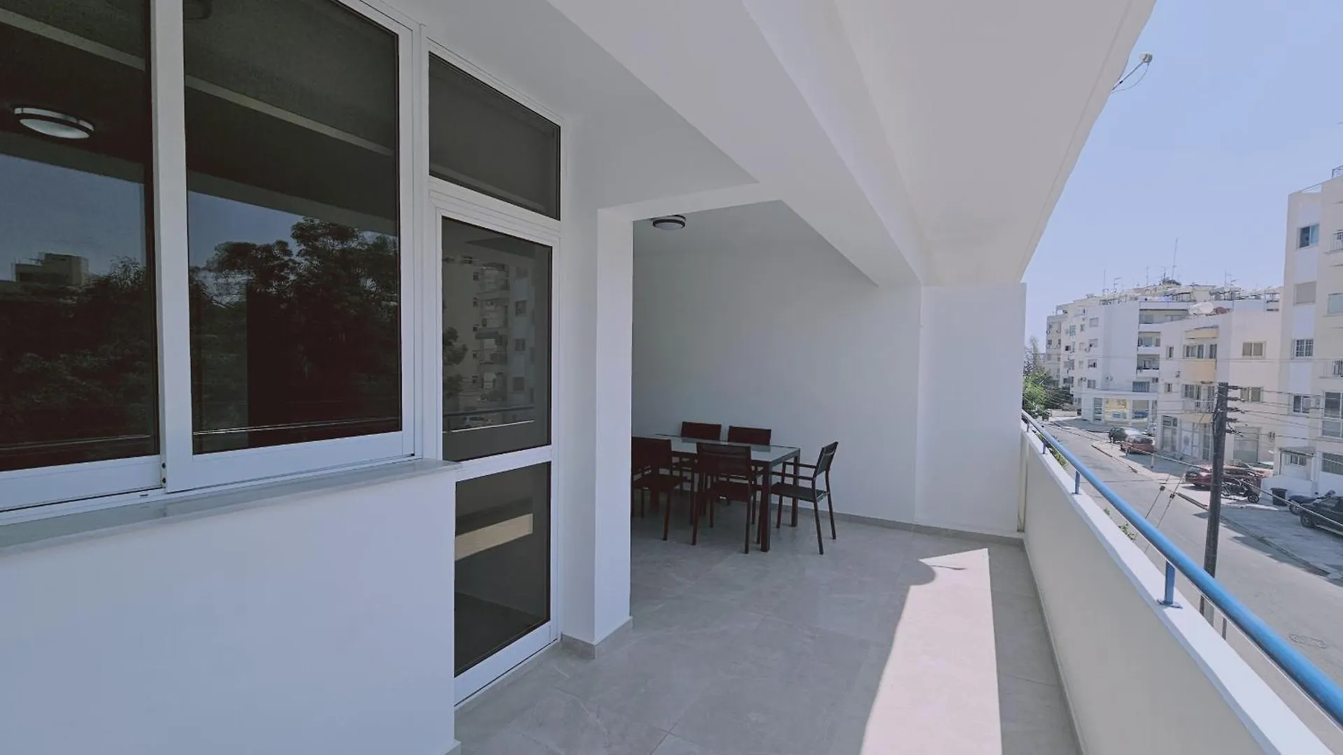 Stay Local Apartment Larnaca
