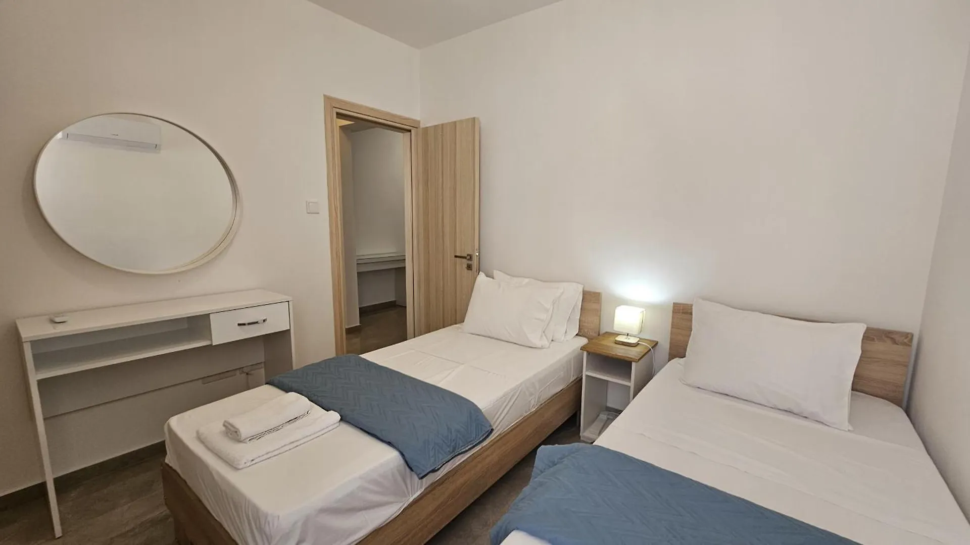 Stay Local Apartment Larnaca