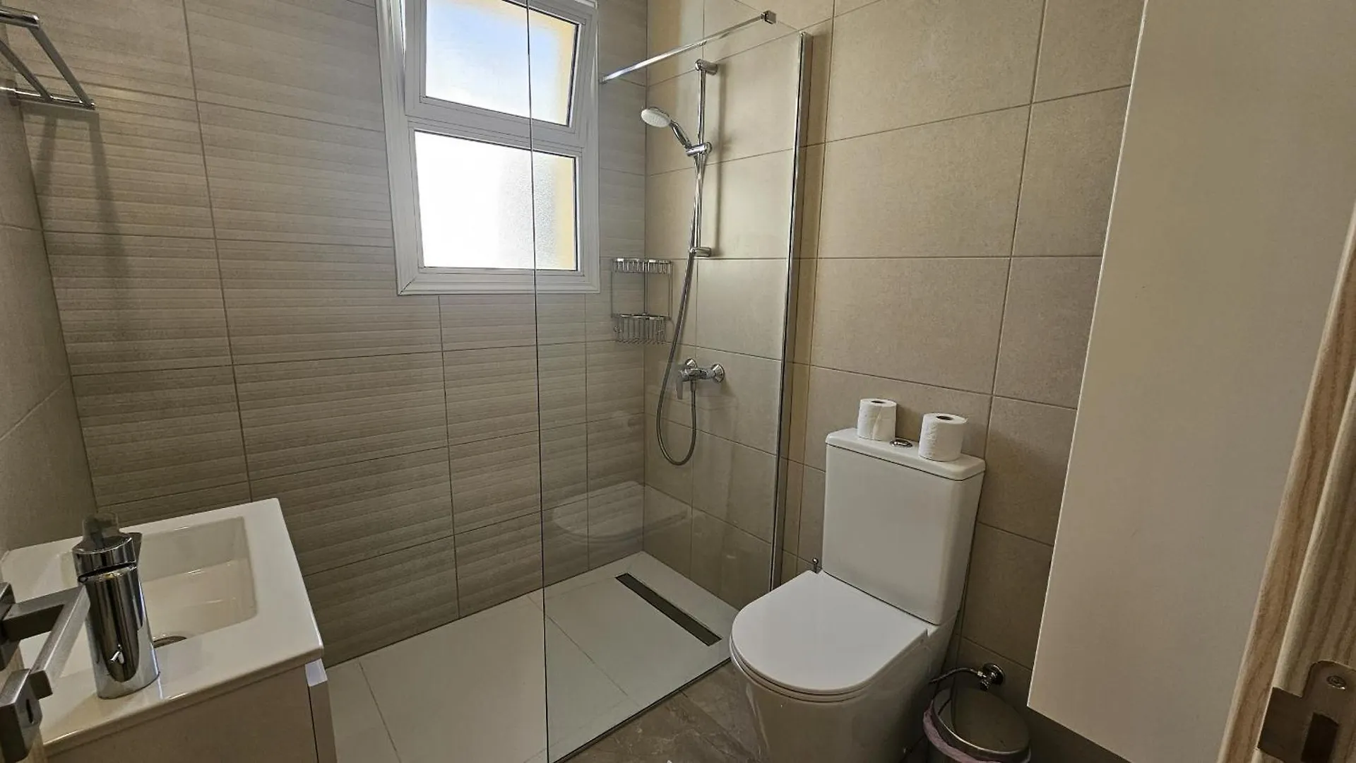 Stay Local Apartment Larnaca 0*,